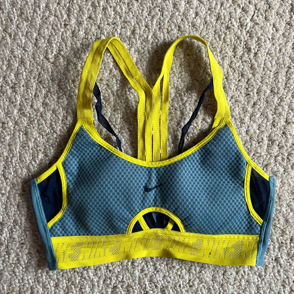 NIKE Blue and Yellow Mesh Strappy Sports Bra SIZE MEDIUM